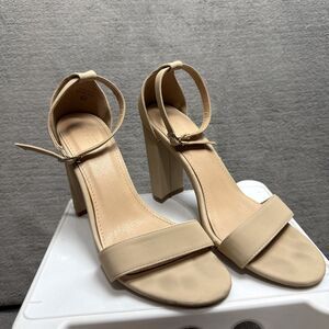 Women’s Pump Buckle Camel faux suede Ankle Strap 4 Inch Heel Size 8.5